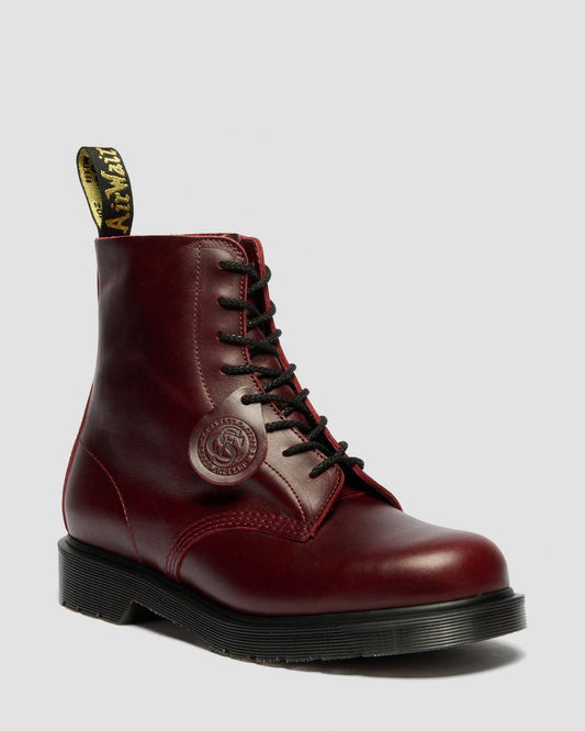 1460 Classic Calf Leather Boots