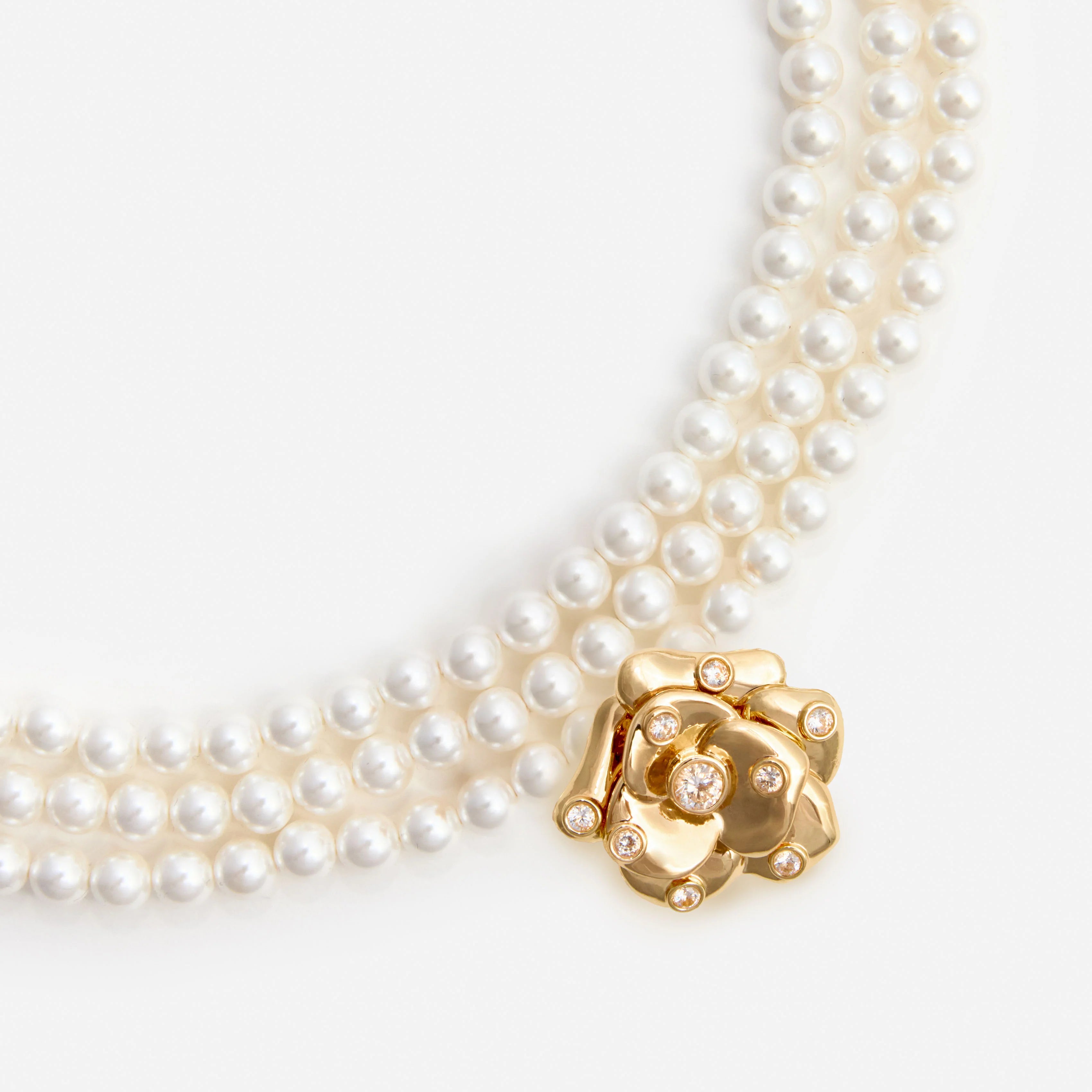 Gold Flower Pearl Choker