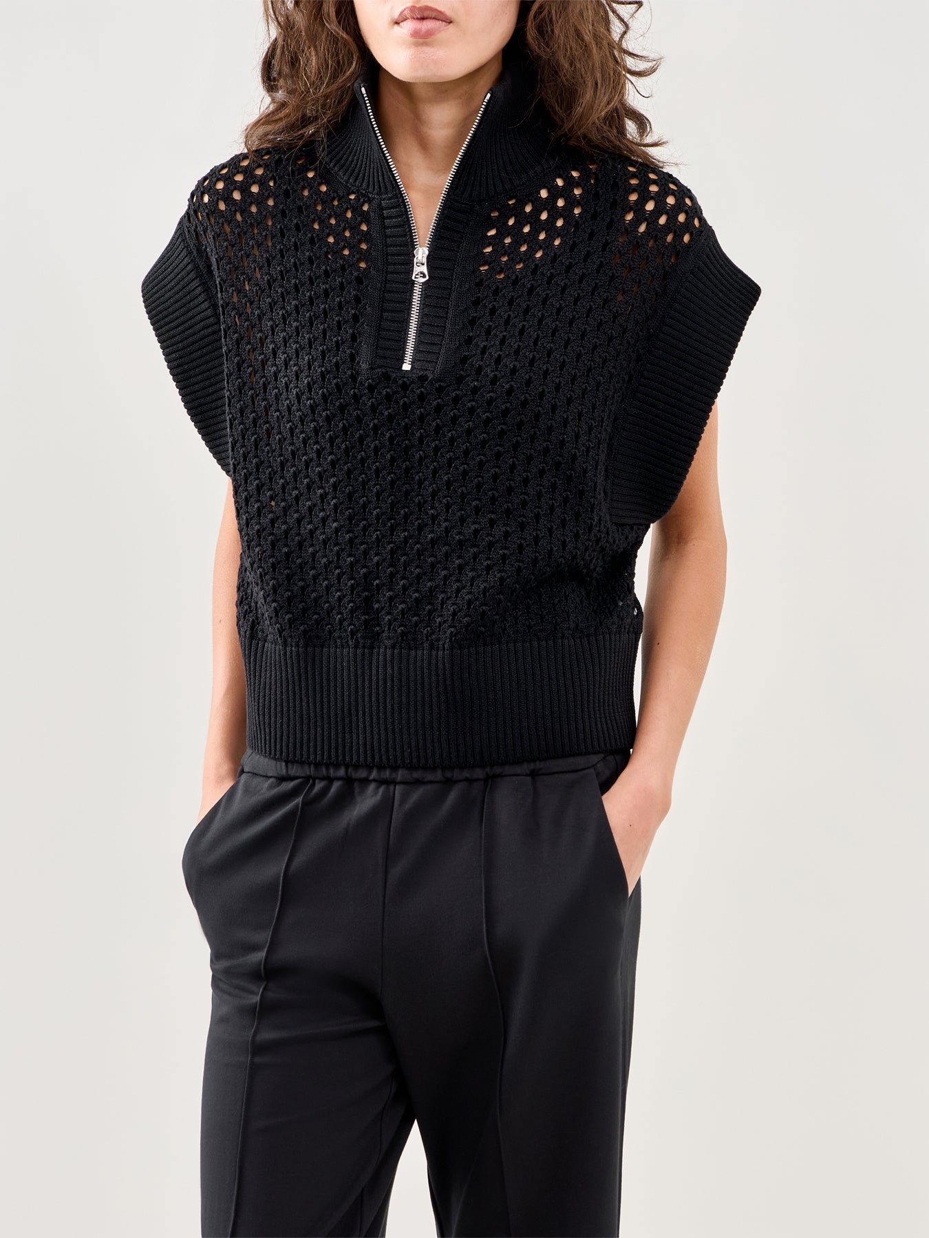 Gaines Half Zip Sweatshirt Black